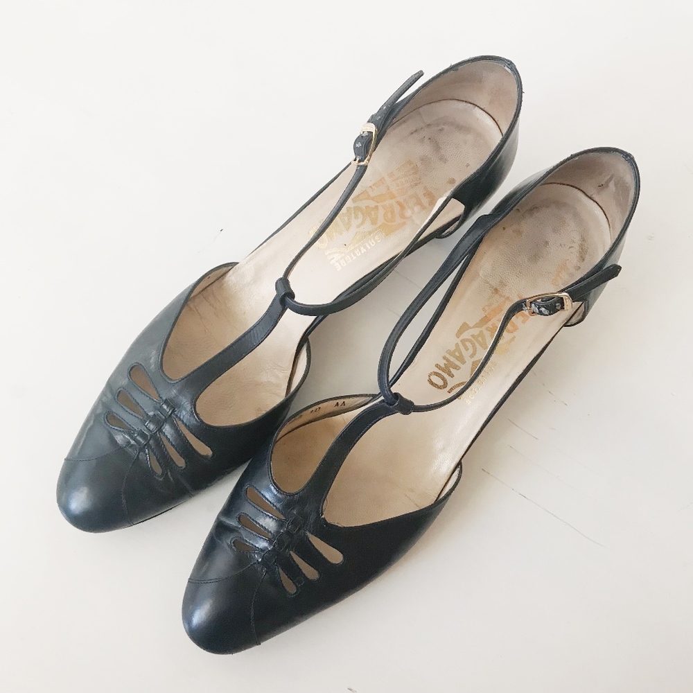 Vintage Leather Ferragamo T Strap Kitten Heels